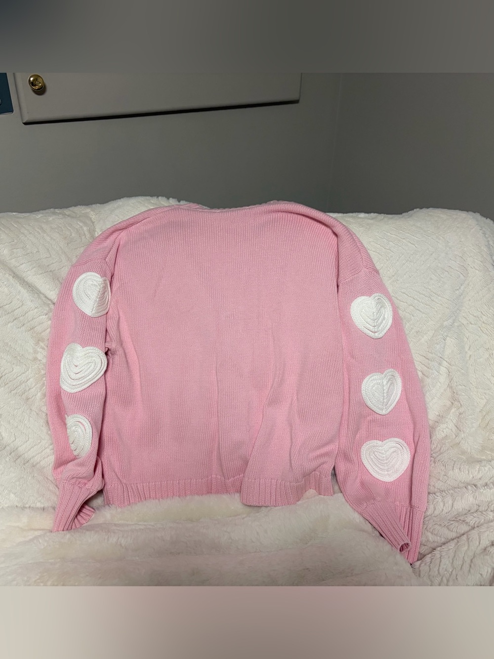 Smash+Tess Adorable Pink Heart V-Neck Button Sweater—one size fits most - Picture 4 of 5